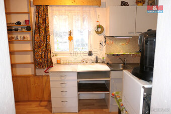 Prodej chaty, 65 m², Jesenice, ul. U Velkého rybníka - 17