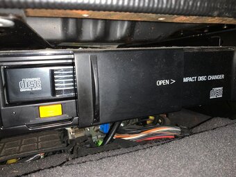 Ford Mondeo, 2,5 benzín, 125kw, rok 2000, GHIA, STK do 04/27 - 17