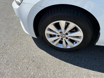 ► VW GOLF 1,4 TSI SPORTSVAN  - 92 kW, PARK. SENZORY, NAVI ◄ - 17