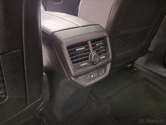 Peugeot 5008 1,5 BlueHDi Allure 7MÍST LED DPH - 17