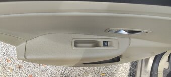 Renault Fluence 1.5 dCi | Plná výbava | TOP stav - 17
