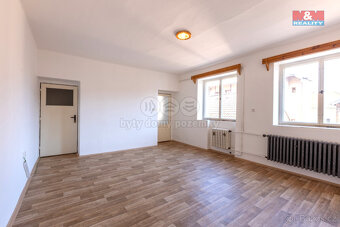 Prodej obchodního objektu, 895 m², Louny, ul. Mírové náměstí - 17