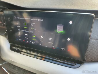 Škoda Octavia 4 iV Combi Style 1.4TSI 150kW 80tkm Keyless Qi - 17
