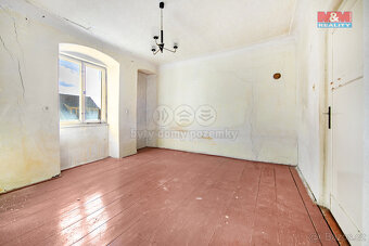 Prodej rodinného domu, 247 m², Bor, ul. náměstí Republiky - 17