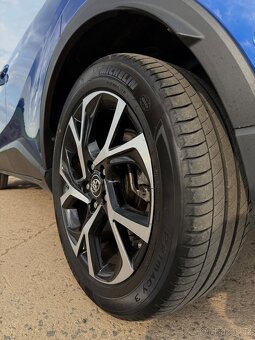 Toyota C-HR 1.8 Hybrid Team D - 17
