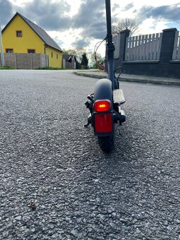 Elektrická koloběžka Xiaomi mi scooter Pro 2 - 17
