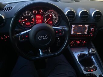 Audi TT 8J 2.0 TFSi 147kw ROADSTER - 17