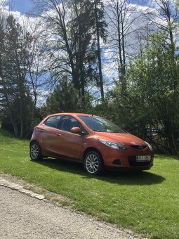Mazda 2 1,4 63kw r.v.2009 původ ČR - 17