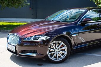 Jaguar XF 2.2D Premium Luxury - 17