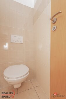 Pronájem, komerční/kanceláře, 17 m2, Zemědělská 1145/4, 5000 - 17