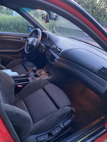 BMW e46 330i sedan M-paket 2 (2000) + originál BMW kola - 17