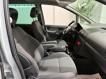 Seat Alhambra 2,0 TDI STYLE 7 MÍST NAVI TEMPOMAT - 17