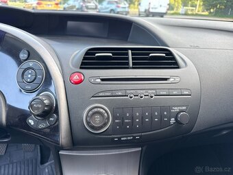 Honda Civic 1.4 - 17