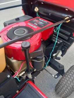 Prodám zahradní traktor MTD 12.5/76 - 17