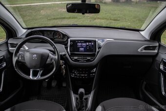 Peugeot 208 1.2 PureTech Style - 17
