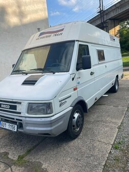 Obytný vůz Iveco 2,8TD 3512 Daily - 17