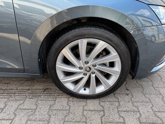 Škoda Octavia 4 iV 1.4TSI 150kW DSG ACC - záruka Autdraft - 17
