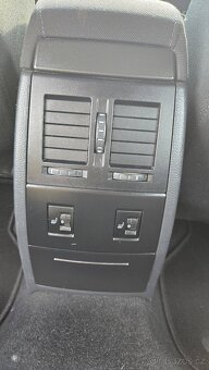 ŠKODA OCTAVIA 1.6i TEAM EDITION 1MAJITEL - 17