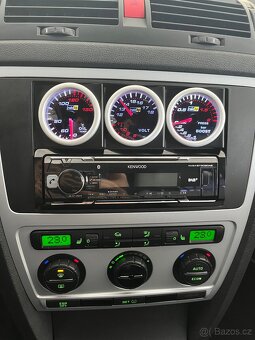 Škoda Octavia 2 RS 2.0 TFSI - 17