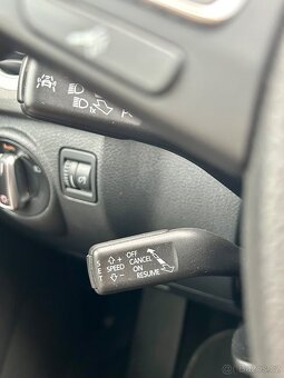 Volkswagen Tiguan 2.0TDI MANUÁL NAVI-KAMERA-LED-Bi XENON-ČR - 17