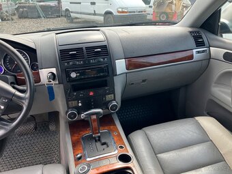 Volkswagen Touareg 3.0TDI A/T 4x4 - 17