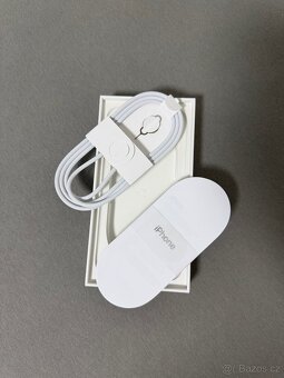 Mobilní telefon Apple iPhone 16, 128 gb, 98%, modrozelený - 17