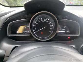 Mazda 2 1.5i 66kw r2018-91000kmNAKAMAxenonKameraVyhřSed - 17