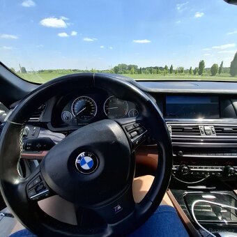 BMW 740 X-Drive / 225 k.w / Maximální Vybavení - 17
