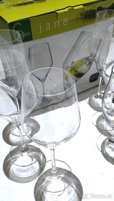 SADA DESIGN SKLENKY NA VÍNO (5+1ks) 560ml - 17