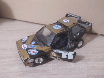 BBURAGO - modely 1:24; MAISTO - 17
