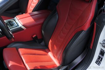 BMW M850i xDrive Cabrio 390 kW, Lasery, B&W - 17