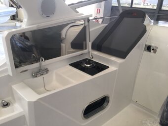 Prodám nová exkluzivní jachta Laver 23x/7,62m - 17