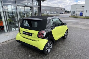Prodám Smart Fortwo EQ Cabrio Passion JBL - 17