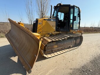 Pásový dozer CAT D5K - 17