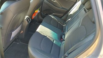 Hyundai i30 kombi 1,4 T-GDI 103KW Style Premium - 17