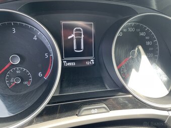 Volkswagen Touran 2,0TDi Odp.DPH Jeden majitel/2022/ - 17