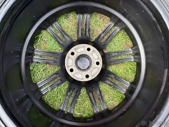 Kompletní letní Alu kola WheelWorld - 235/40 R19 XL - 5x112 - 17