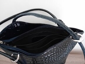 Genuine Leather dámská kabelka batůžek 2v1 kožená nová - 17