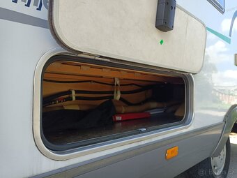 Obytný auto karavan Hymer B544,2.8idTd,2xklima,6mist  - 17