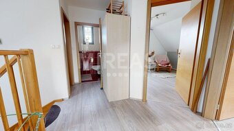 Semice, prodej rodinného domu 5+1, 157 m2 na pozemku 434 m2, - 17