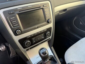 Škoda Octavia combi RS 2.0 147kw rok- 2009 - 17