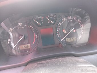 Škoda Octavia 1.9tdi 66kw Style 2004 jen 229000km - 17