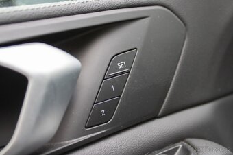 BMW X5 xDrive 30d 2019 - 17