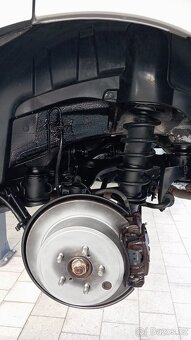 Subaru Forester 2.0 benzín - 17