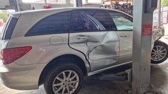 Mercedes Benz R 320 Cdi 4 matic 165kw - 17