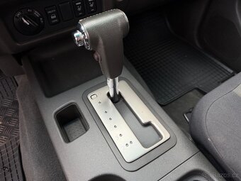 Nissan Navara 2,5 DCi PRO4X 4x4 + sada pneu - 17