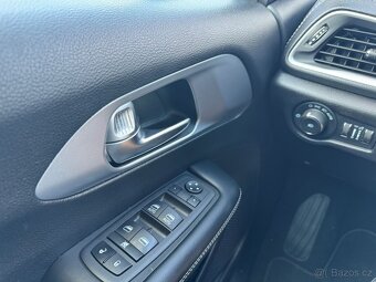 Chrysler Pacifica 3.6 S Type DVD 19.515KM 2022 DPH - 17