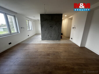 Prodej bytu 3+kk, 95 m², Dvory - 17