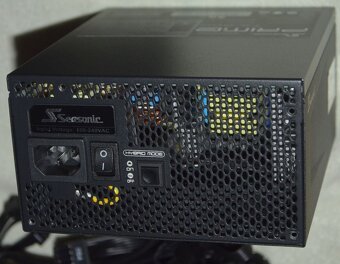 SEASONIC zdroj 650W PRIME TX-650,80+ TITANIUM, NOVÝ - 17