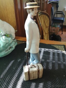 porcelánové sošky Dux předválečné - 17